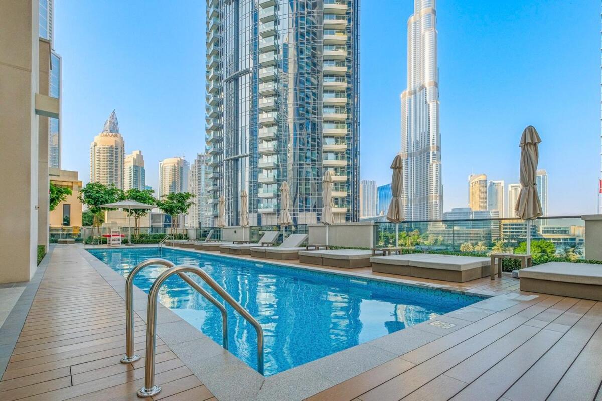 Luxurious 3-bedroom In Downtown Near Burj Khalifa In Mall * Dubai